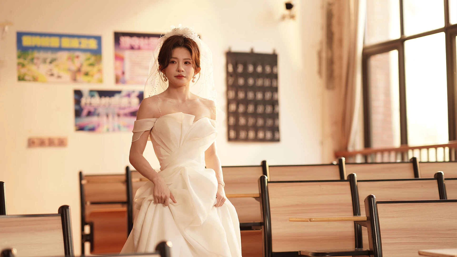 《失恋玩家》Build.23077418 真人美女互动影游 中文版
